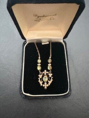 17" Victorian style necklace-Yellow gold, Peridot gemstones, & Seed Pearls